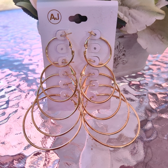 Earrings for women - Picture 1 of 3
